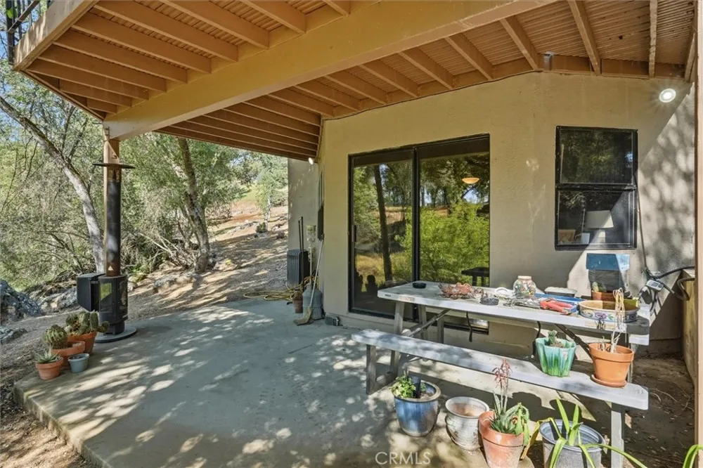 5552 Bear Creek Catheys Valley, CA 95306