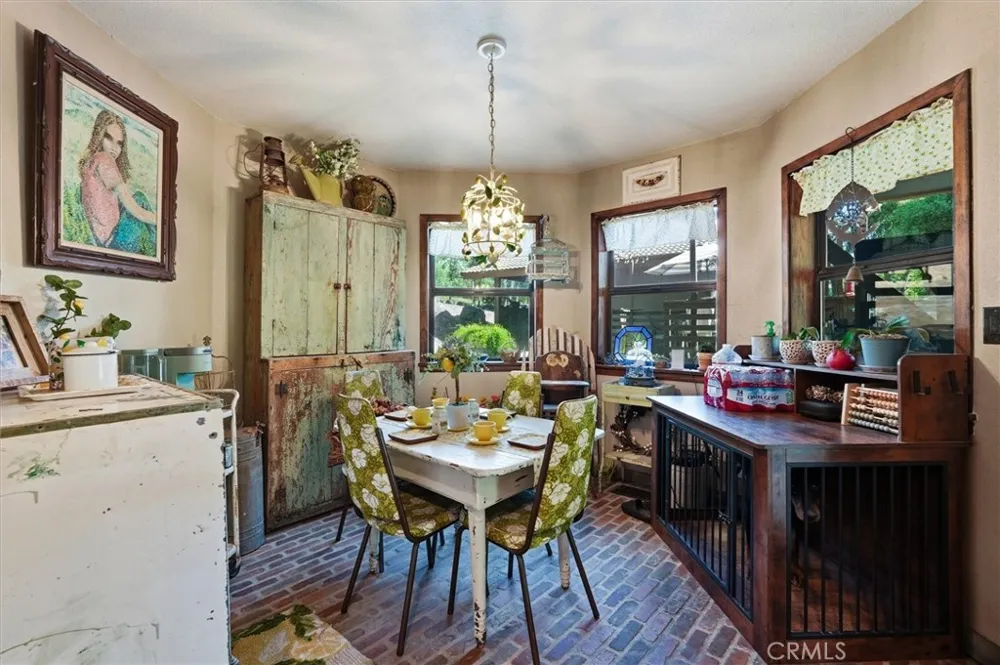 5552 Bear Creek Catheys Valley, CA 95306