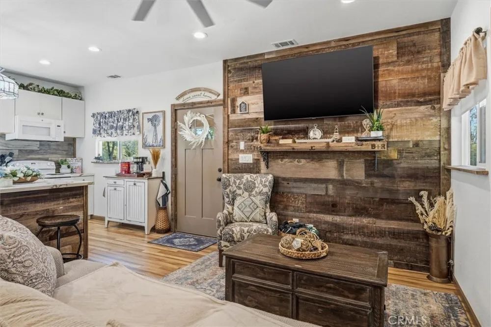 5552 Bear Creek Catheys Valley, CA 95306
