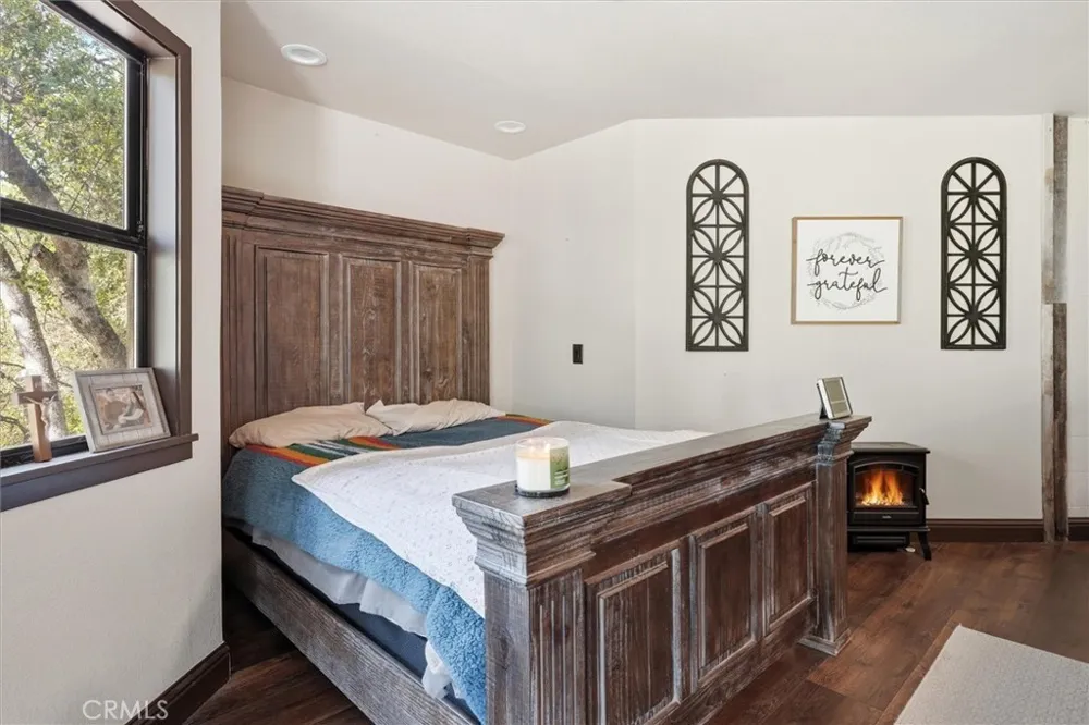 5552 Bear Creek Catheys Valley, CA 95306