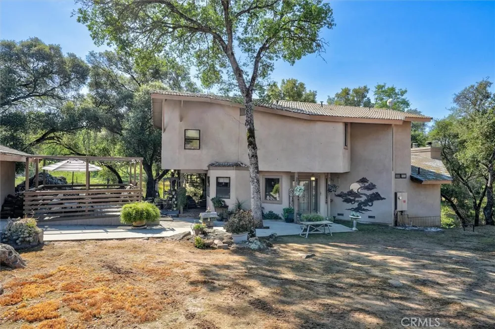 5552 Bear Creek Catheys Valley, CA 95306