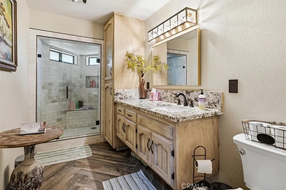 5552 Bear Creek Catheys Valley, CA 95306