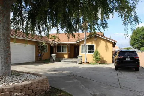 1233 S California