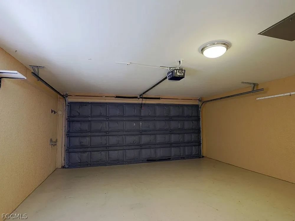 Sea Trawler Bend #1803 North Fort Myers, FL 33903