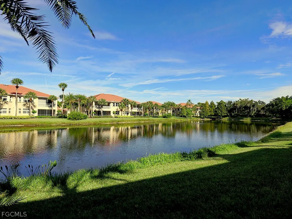 Sea Trawler Bend #1803 North Fort Myers, FL 33903