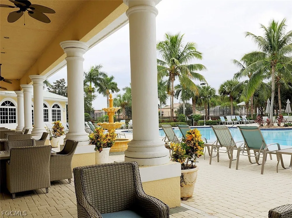 Sea Trawler Bend #1803 North Fort Myers, FL 33903