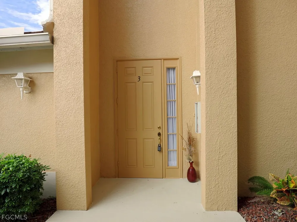 Sea Trawler Bend #1803 North Fort Myers, FL 33903