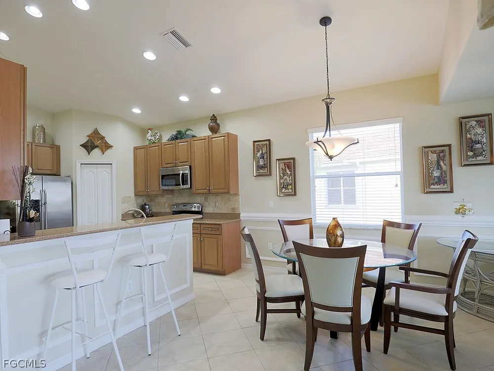 Sea Trawler Bend #1803 North Fort Myers, FL 33903