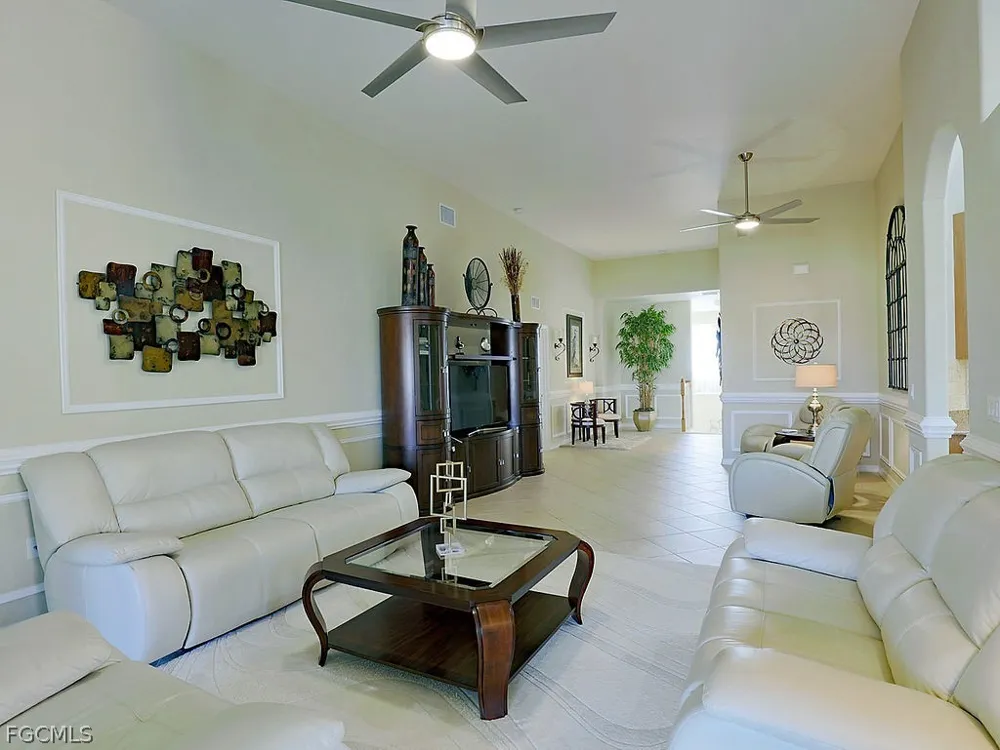 Sea Trawler Bend #1803 North Fort Myers, FL 33903