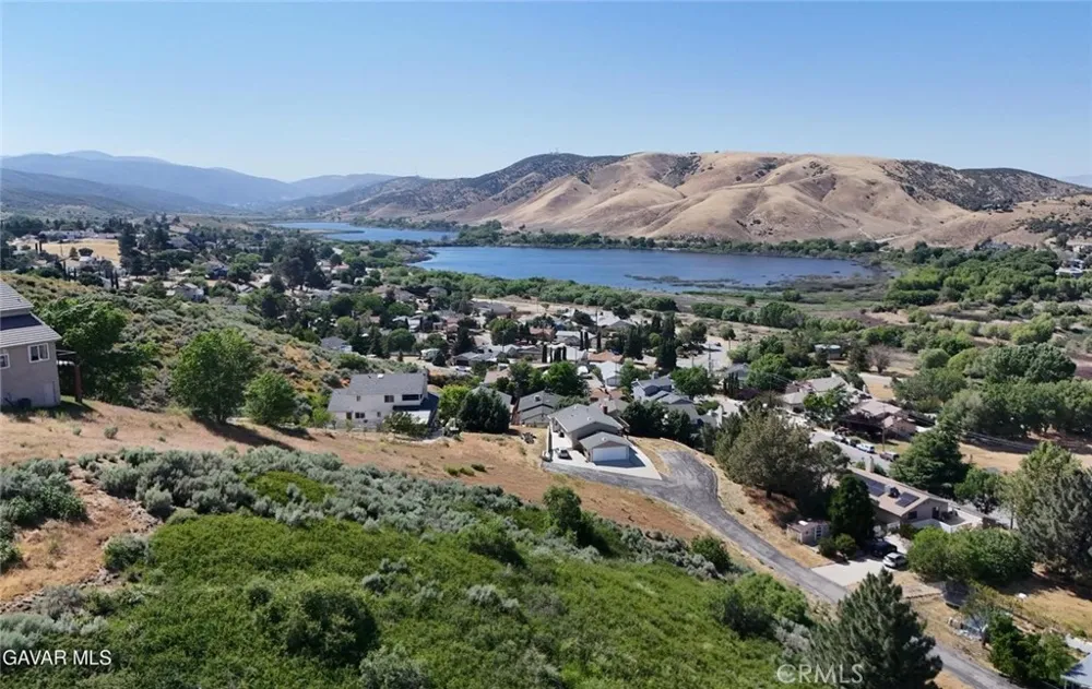 Montello Drive Lake Hughes, CA 93532