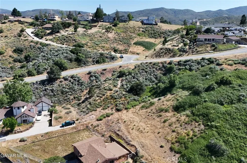 Montello Drive Lake Hughes, CA 93532