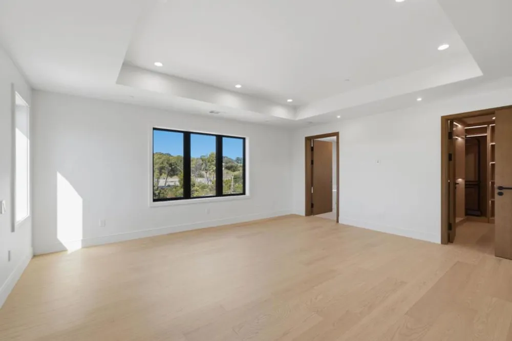 18 Bel Aire Lane San Mateo, CA 94402