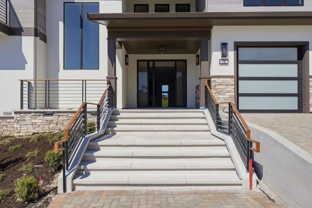 18 Bel Aire Lane San Mateo, CA 94402