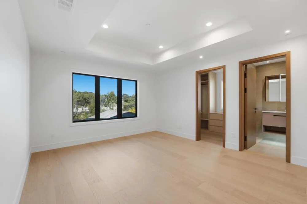 18 Bel Aire Lane San Mateo, CA 94402