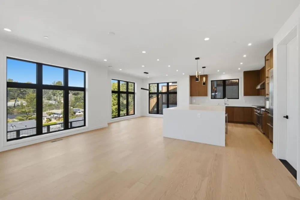 18 Bel Aire Lane San Mateo, CA 94402