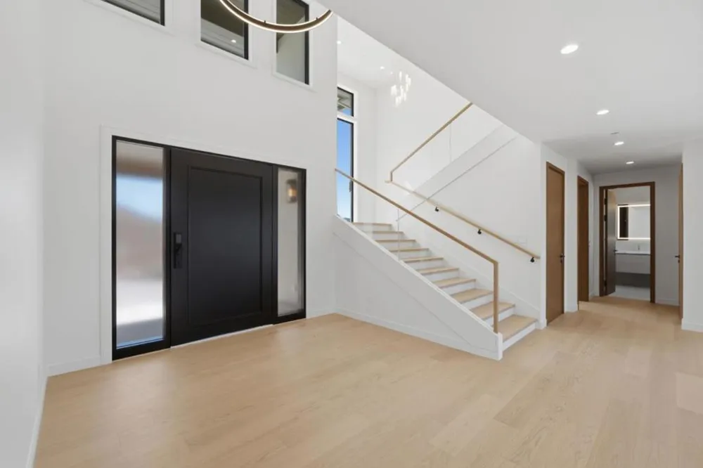18 Bel Aire Lane San Mateo, CA 94402