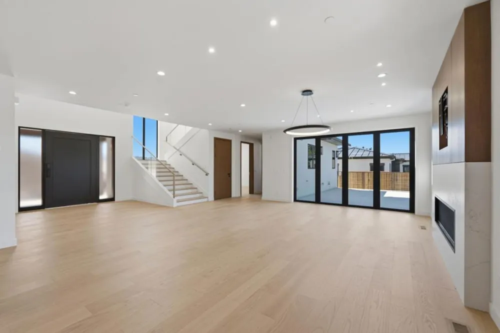 18 Bel Aire Lane San Mateo, CA 94402