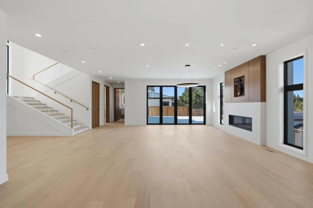 18 Bel Aire Lane San Mateo, CA 94402