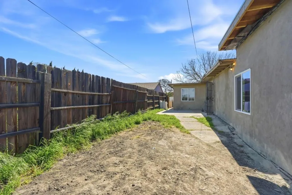 333 W 4th Street Stockton, CA 95206