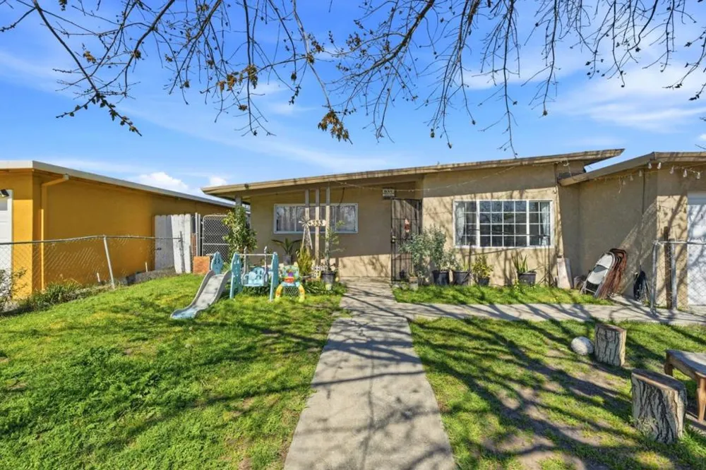 333 W 4th Street Stockton, CA 95206