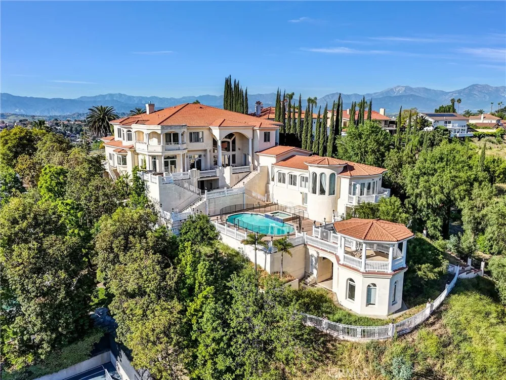 22588 Ridge Line Road Diamond Bar, CA 91765