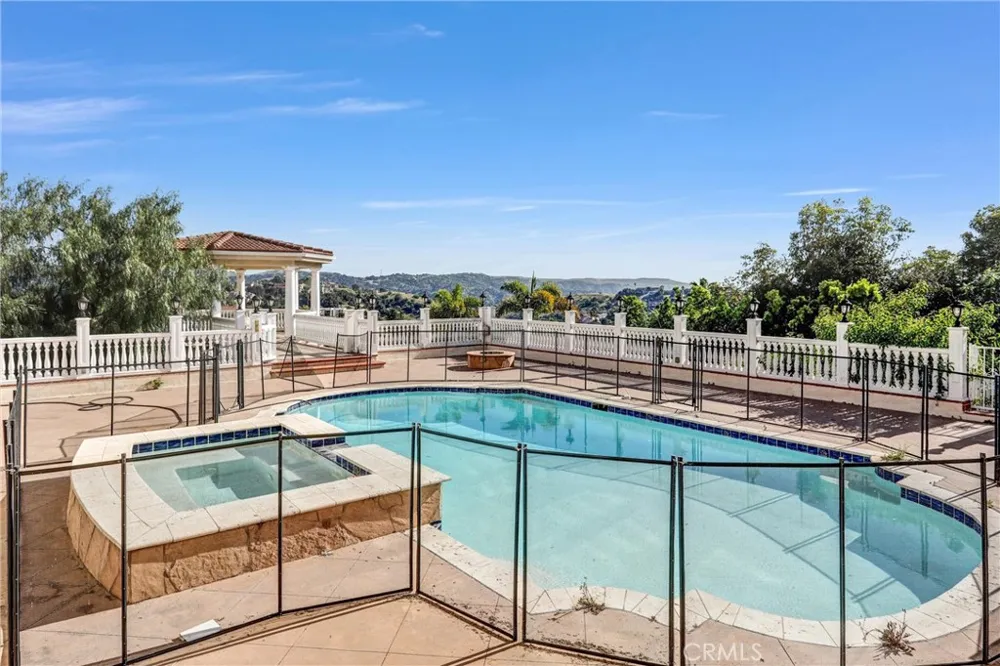 22588 Ridge Line Road Diamond Bar, CA 91765