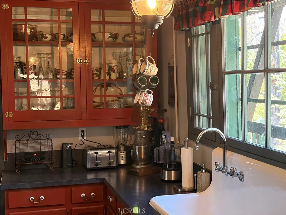 120 Barton Flats Angelus Oaks, CA 92305