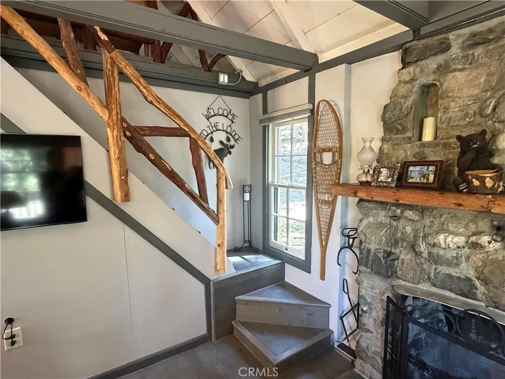 120 Barton Flats Angelus Oaks, CA 92305