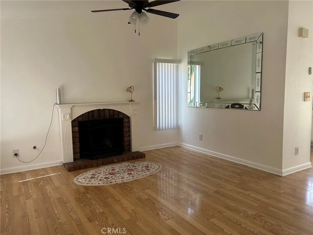25768 Covala Court Valencia, CA 91355