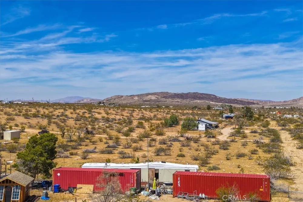 1022 Chuckawalla Road Landers, CA 92285