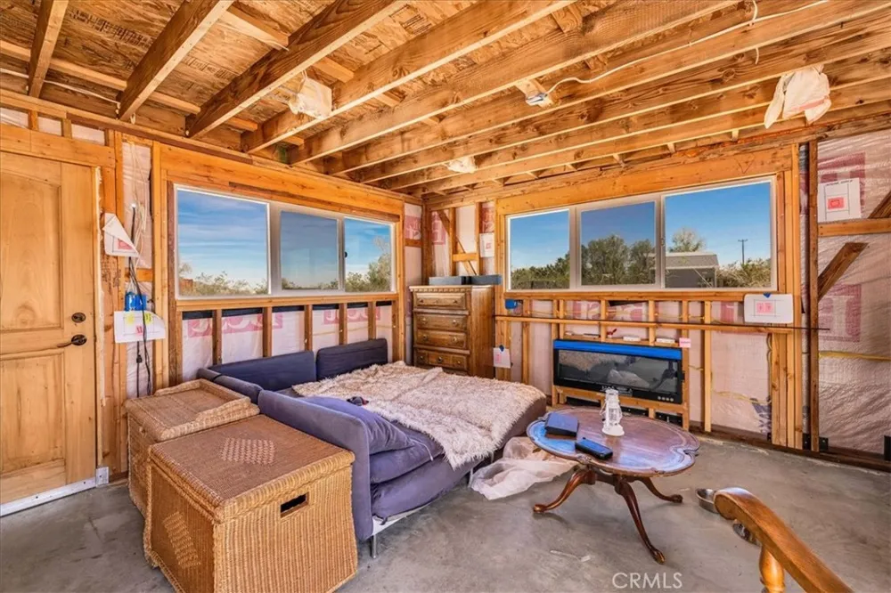 1022 Chuckawalla Road Landers, CA 92285