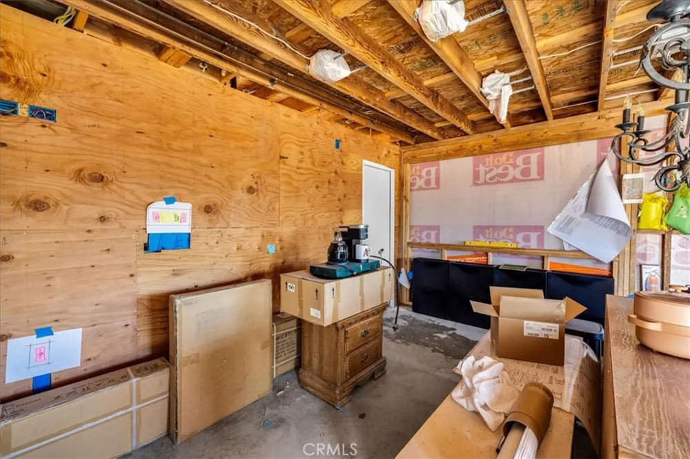 1022 Chuckawalla Road Landers, CA 92285
