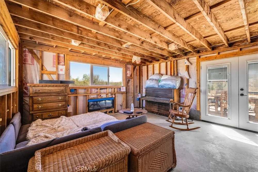 1022 Chuckawalla Road Landers, CA 92285