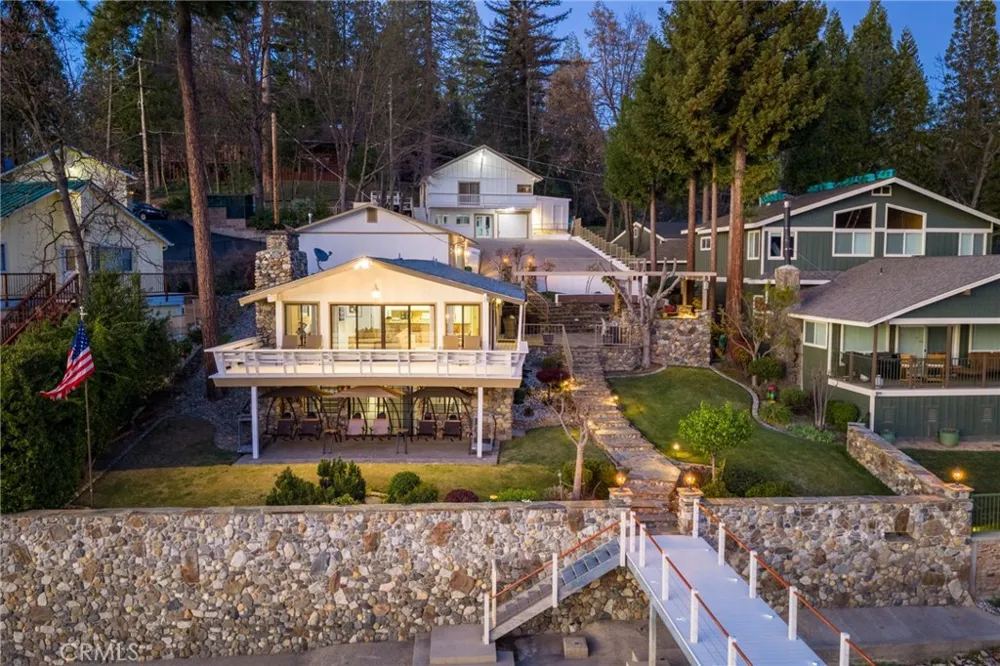 39118 Lake Drive Bass Lake, CA 93604