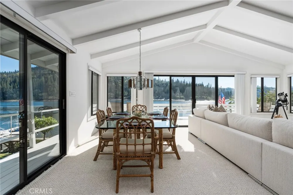 39118 Lake Drive Bass Lake, CA 93604