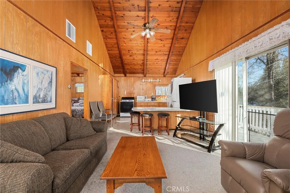 39118 Lake Drive Bass Lake, CA 93604
