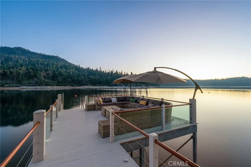 39118 Lake Drive Bass Lake, CA 93604
