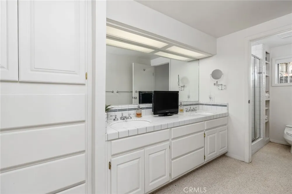 39118 Lake Drive Bass Lake, CA 93604