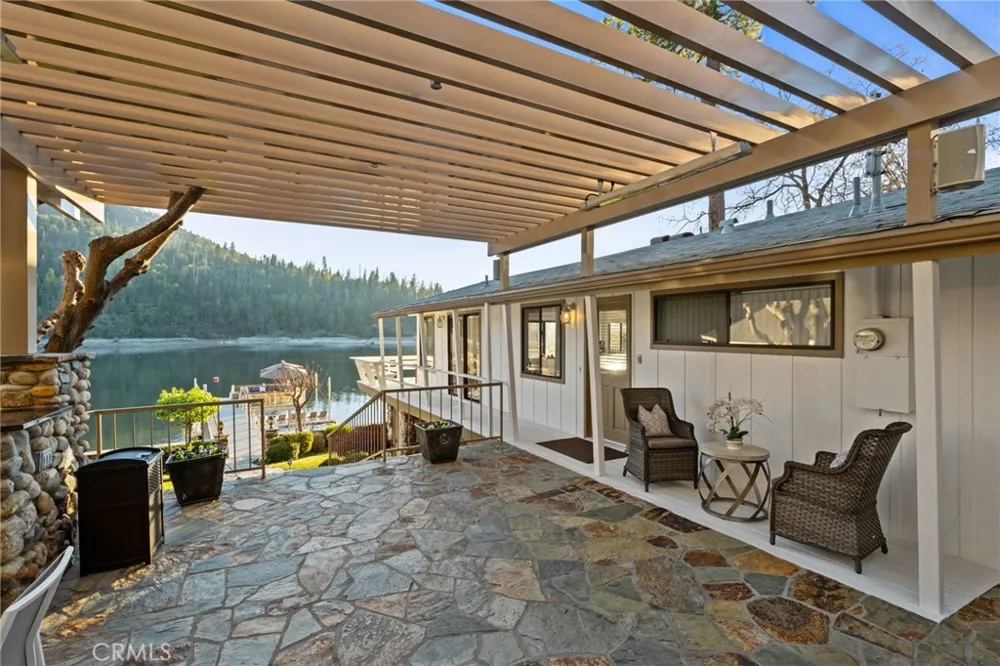 39118 Lake Drive Bass Lake, CA 93604