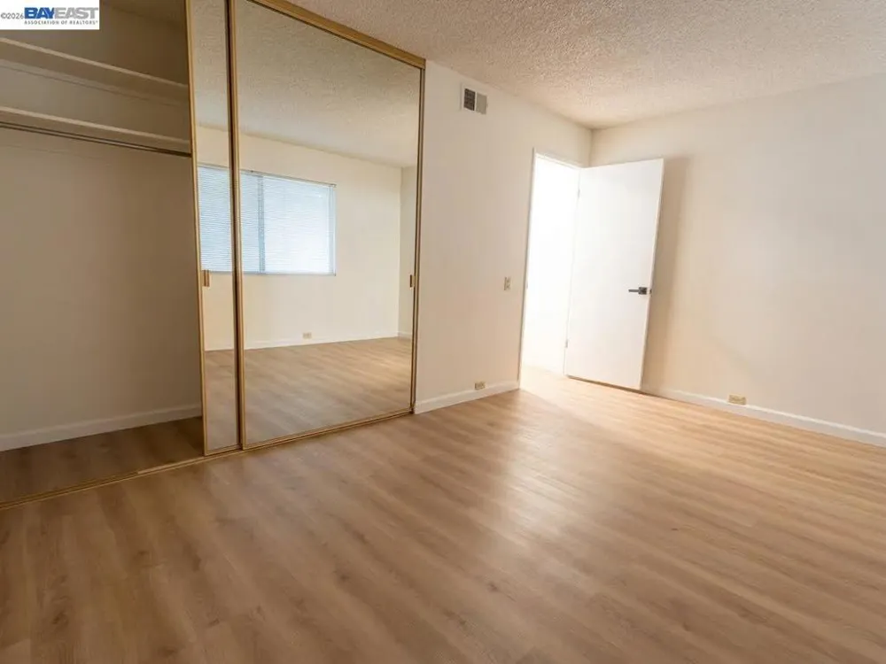 796 Woodside Ln #1 Sacramento, CA 95825