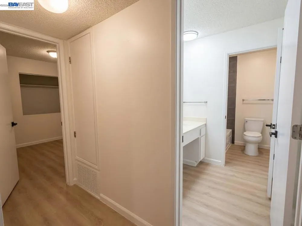 796 Woodside Ln #1 Sacramento, CA 95825