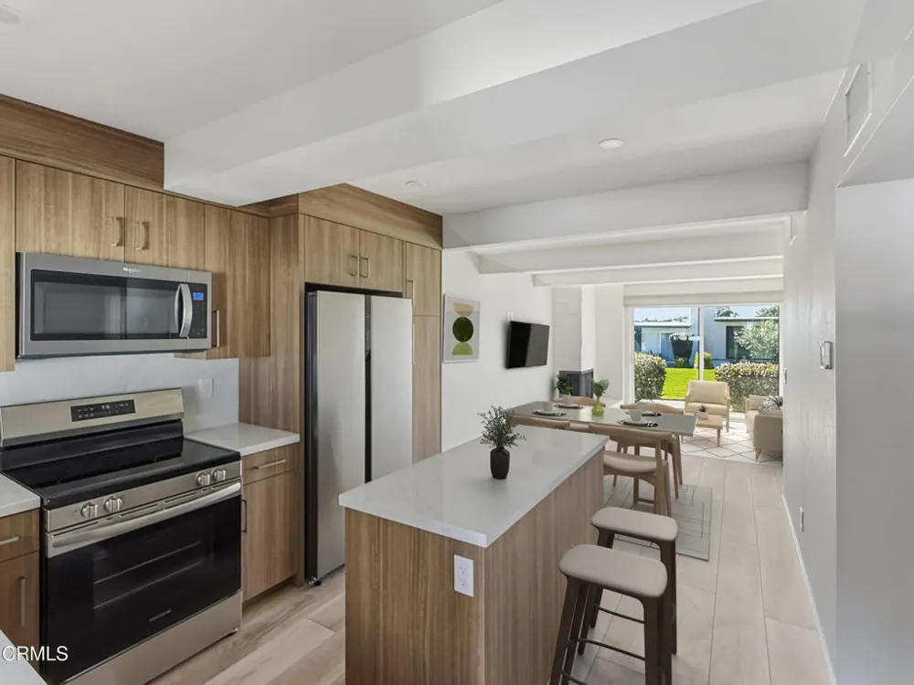 61 Redwood Avenue Ventura, CA 93003