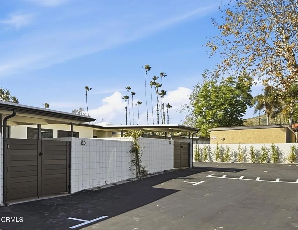 61 Redwood Avenue Ventura, CA 93003