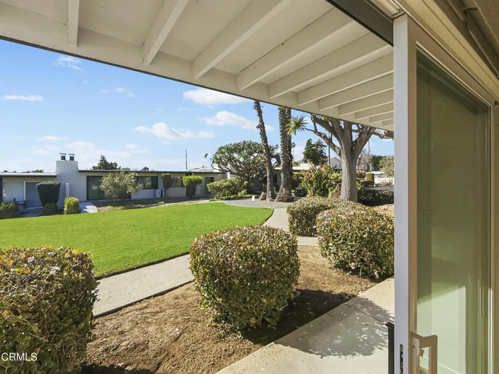 61 Redwood Avenue Ventura, CA 93003