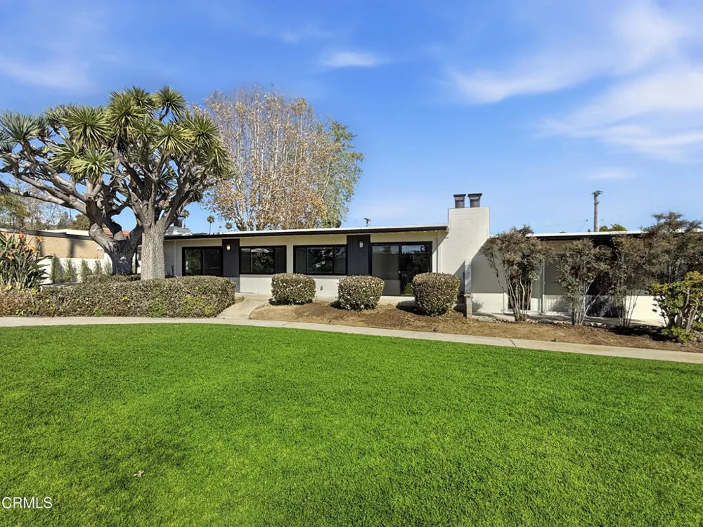 61 Redwood Avenue Ventura, CA 93003