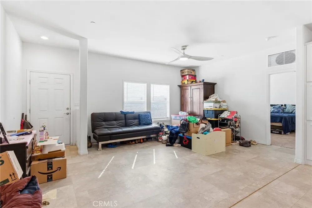 11074 Redwood Pinon Hills, CA 92372