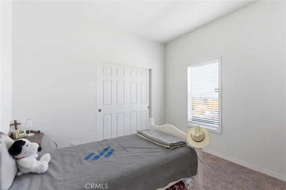 11074 Redwood Pinon Hills, CA 92372