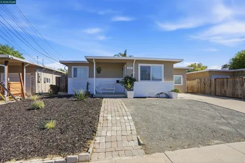 2828 Hilltop Road