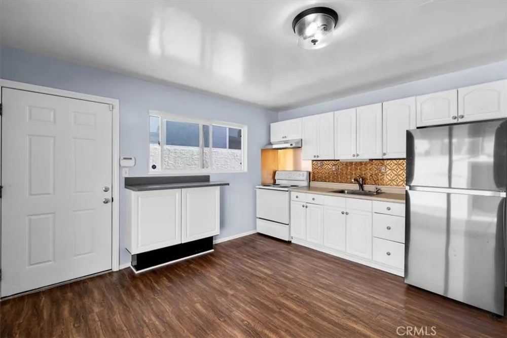 25427 Belle Porte Harbor City, CA 90710