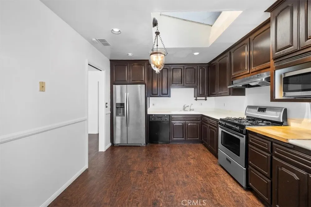 25427 Belle Porte Harbor City, CA 90710